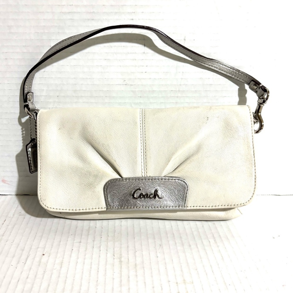 Coach vintage Cream and Silver shoulder Clutch